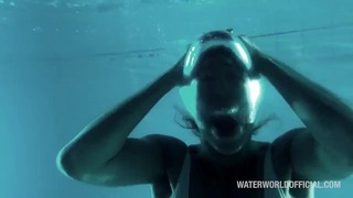 Sofocado bajo el agua