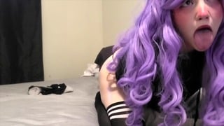 Demonicdivine – Sexy Egirl was Too Lustful to Workout