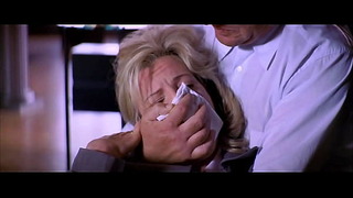Kim Basinger C Chloroforme inconscient