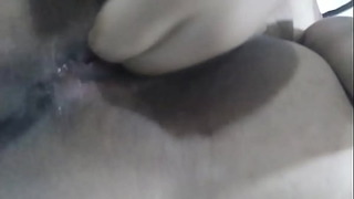 Arabská muslimská hidžábská máma tryskající orgasmus kočička na živé webové kameře v niqábu v arábii Milf Muslimwifeyx