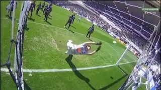 Leandro Carvalho Botando Sem Cuspe No Cássio Do Corinthians