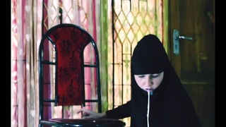 Femme Arabe Musulmane Hijab Belle Pipe BBC Et Charge De Sperme Dégoulinant De La Bouche