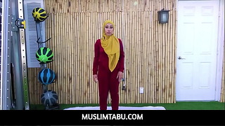 Muslimtabu – Fitness Trainer Fucks Exotic Arabic Client