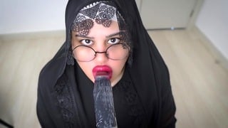 Real Arab Muslim Stepmom In Niqab Hijab Masturbates Wet Pussy With Big Dildo.