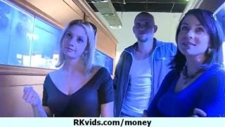 Sex For Money – Nice Body Chick 28