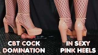 Sexy roze stiletto CBT - vertrappen, bootjob, ballbusting
