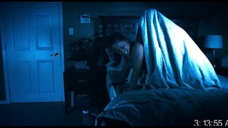 Essence Atkins – A Haunted House – 2013 – Morena Follada Por Un Fantasma Mientras El Novio No Está